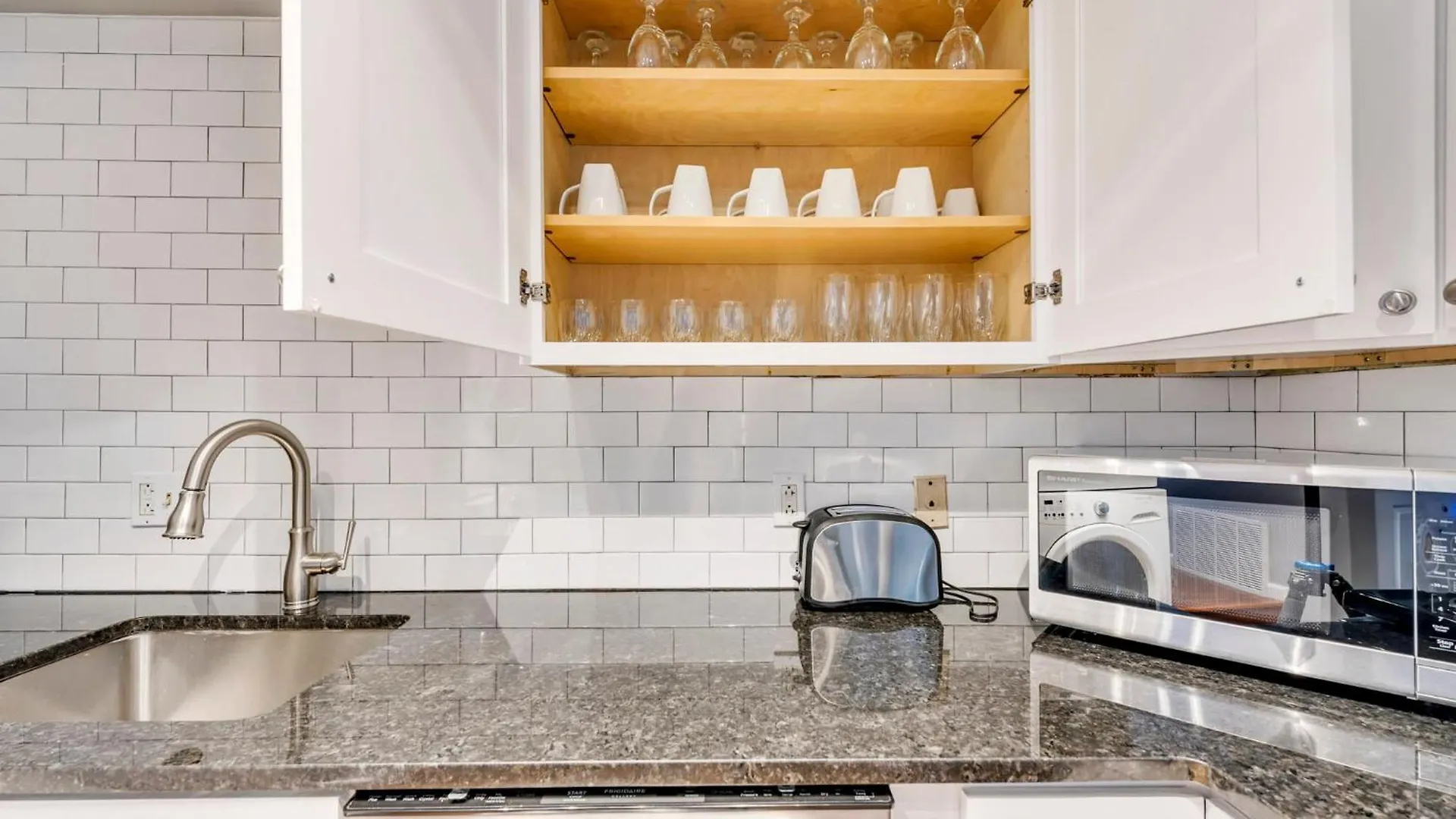 715A - Settle Into Soulard 4 Beds 2 Full Baths Villa Saint Louis Nyaraló